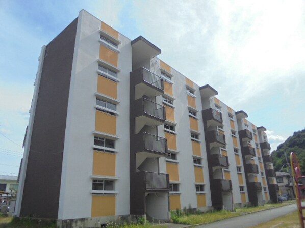 ヴィラナリー上郡 1号棟の物件外観写真